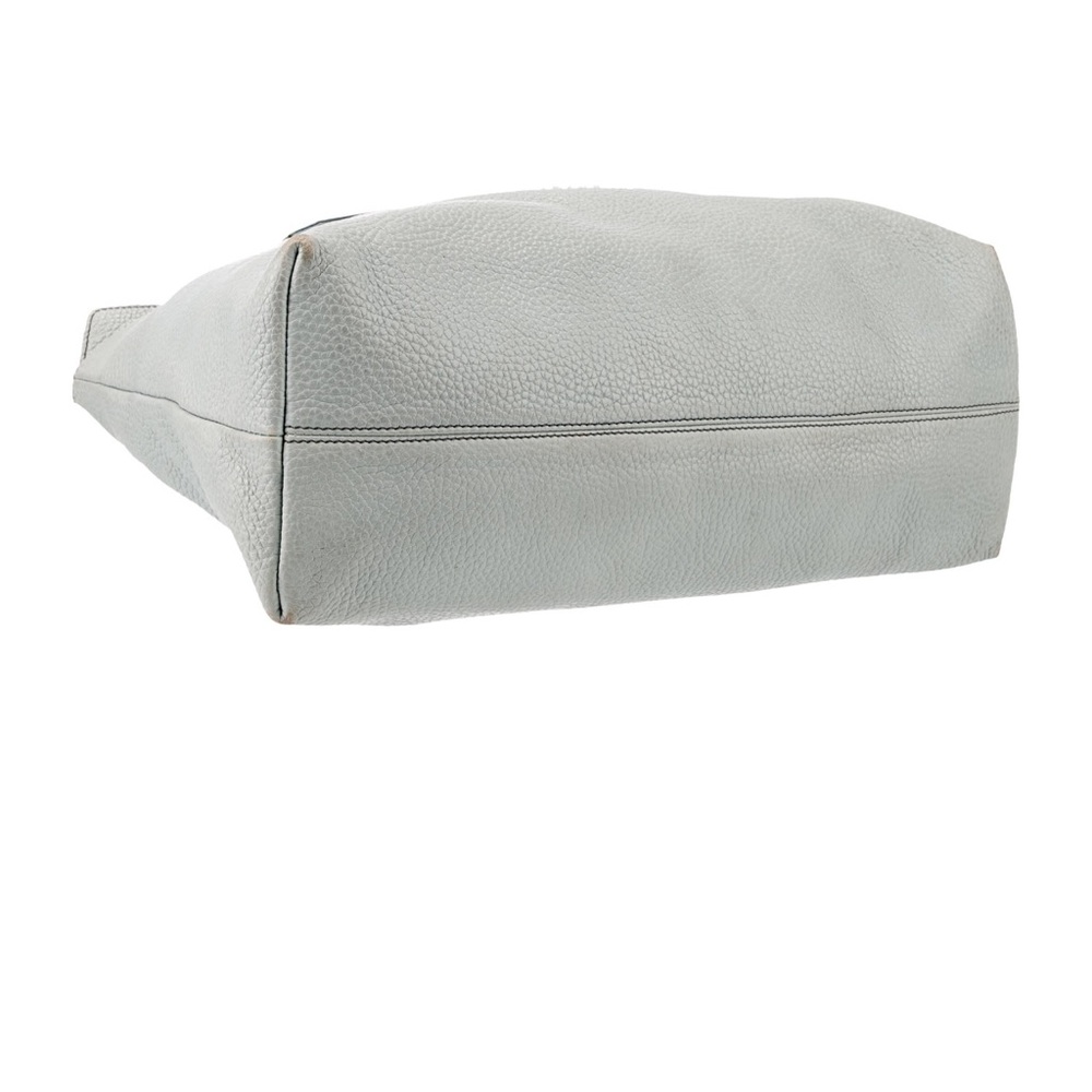 Burberry Baynard Medium Tote in Pale Blue Leather - Picture 3 of 7